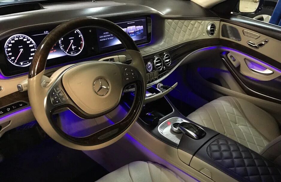3D панорама салона автомобиля Mercedes-Benz S-klasse (W222) Maybach 2016: виртуа
