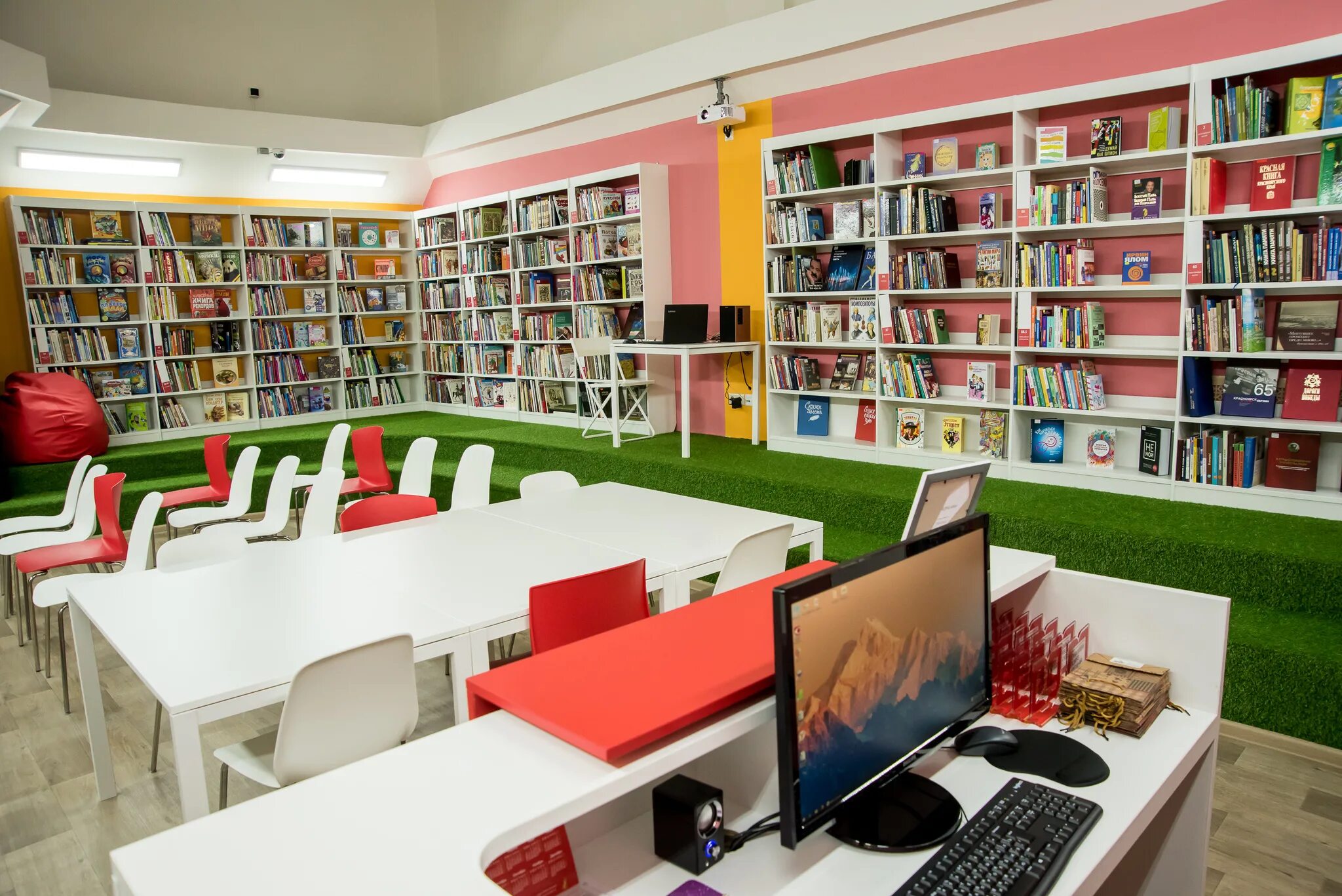 Библиотечные модели. Библиотечные модели. Библиотечные модели. Библиотечные модели. Охта лаб библиотека маяковского.