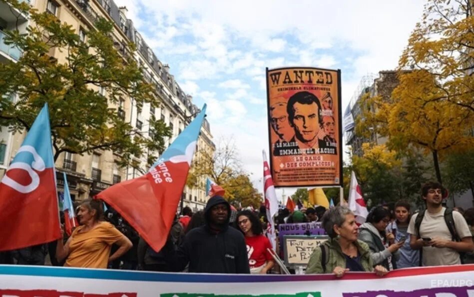 Митинг из какого языка. Митинги во франции 2025. забастовки во франции. общенациональная забастовка франция 2025. забастовки во франции 2025.