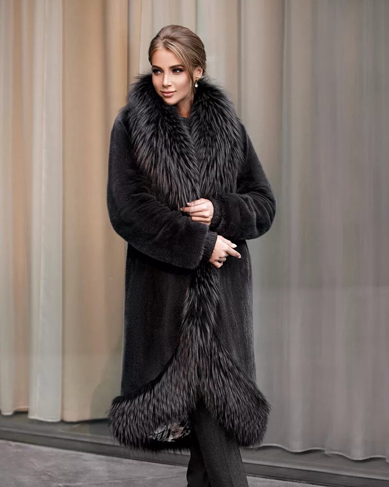 Avanti furs шубы. Фабрика фурс каталог. Фабрика фурс каталог. Фабрика фурс каталог. Мирель меховая фабрика.