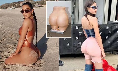 Slideshow kim kardashian butt pics.