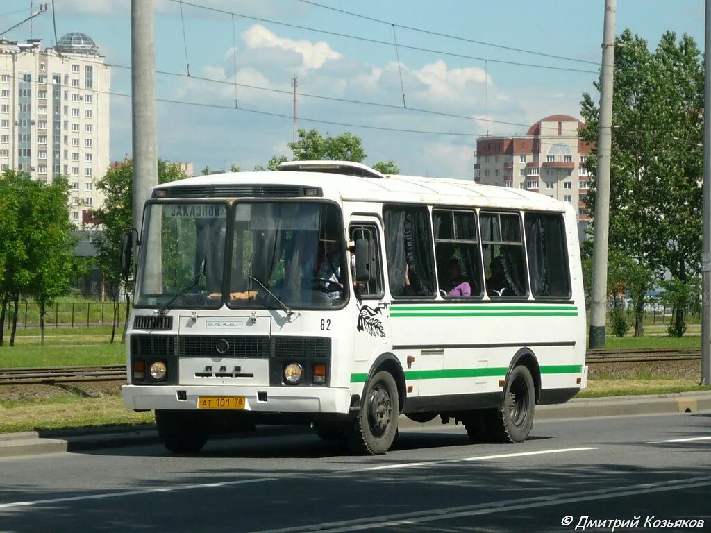 Золотой автобус спб. Автобус 62 СПБ.