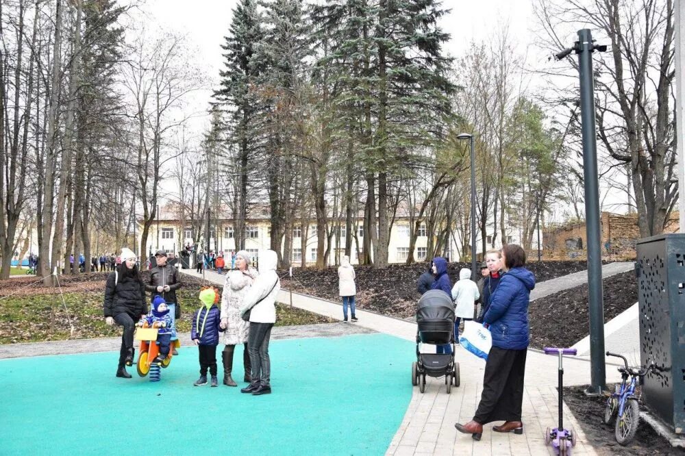 Работа пересвет сергиево посадский. Работа пересвет сергиево посадский. Площадь пухова пересвет. Пересвет московская область площадь пухова. Музей космонавтики пересвет.