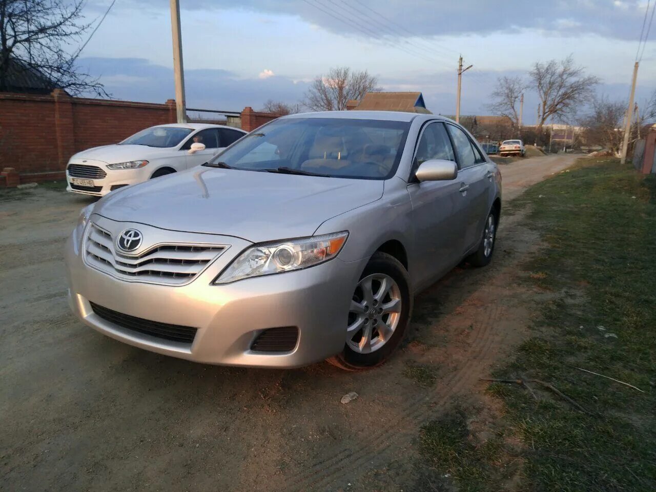 Toyota Camry (XV40) 2.5 бензиновый 2011 Белая SE на DRIVE2