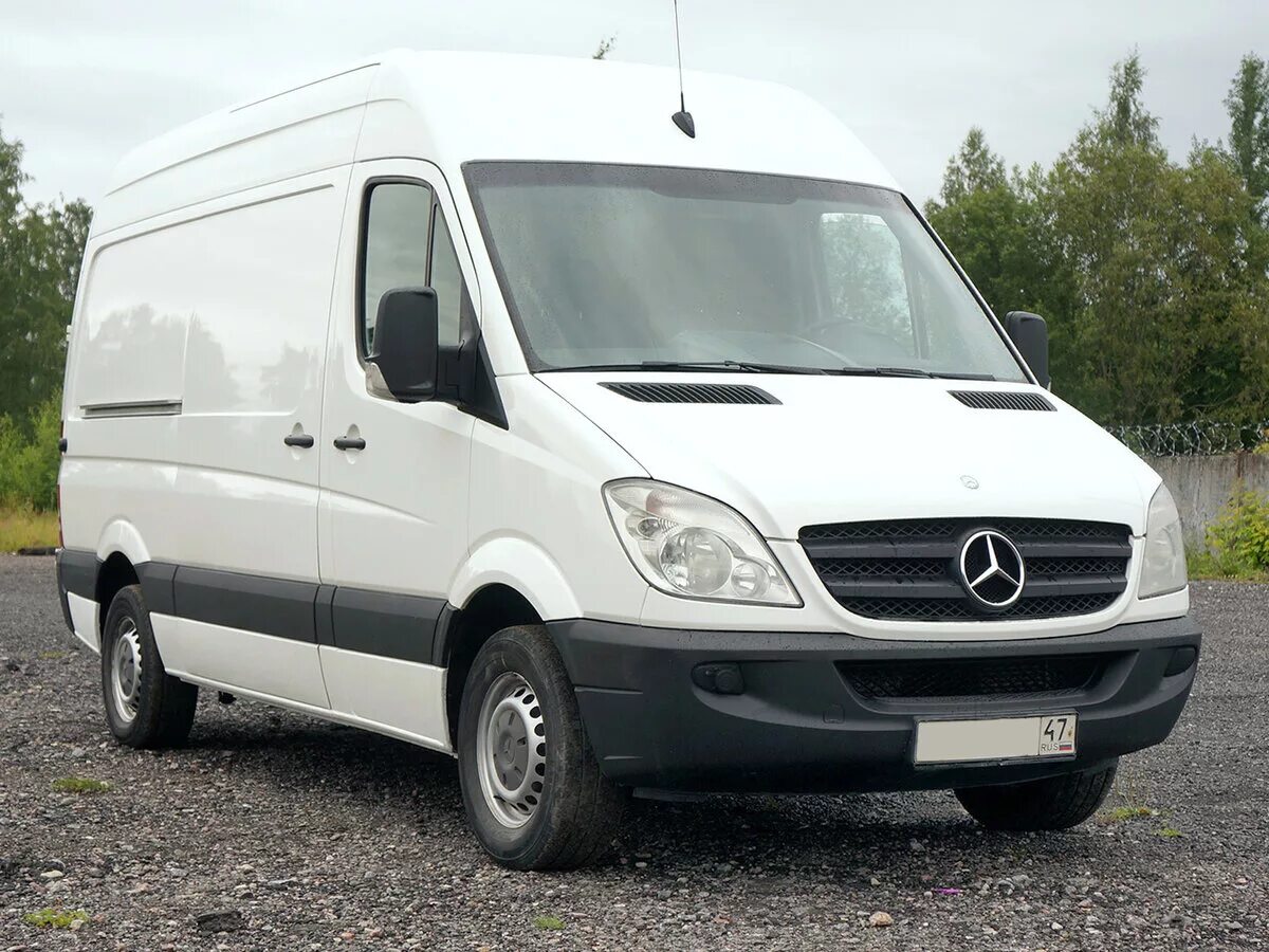 Мерседес спринтер бу с пробегом купить. Mercedes-Benz Sprinter 2010. Мерседес Спринтер 2010. Мерседес Спринтер 2010 года грузовой. Мерседес Спринтер 2010 грузовой фургон.