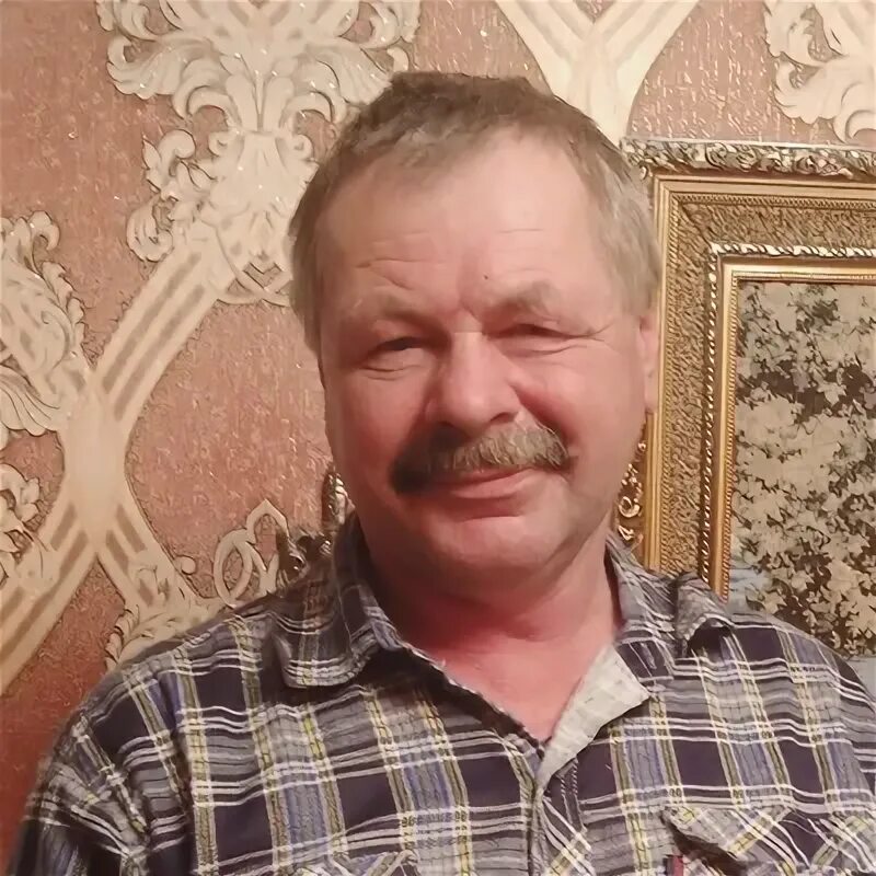 Васильеа. Васильев историк моды в молодости. Васильеа. Васильеа. Васильеа.