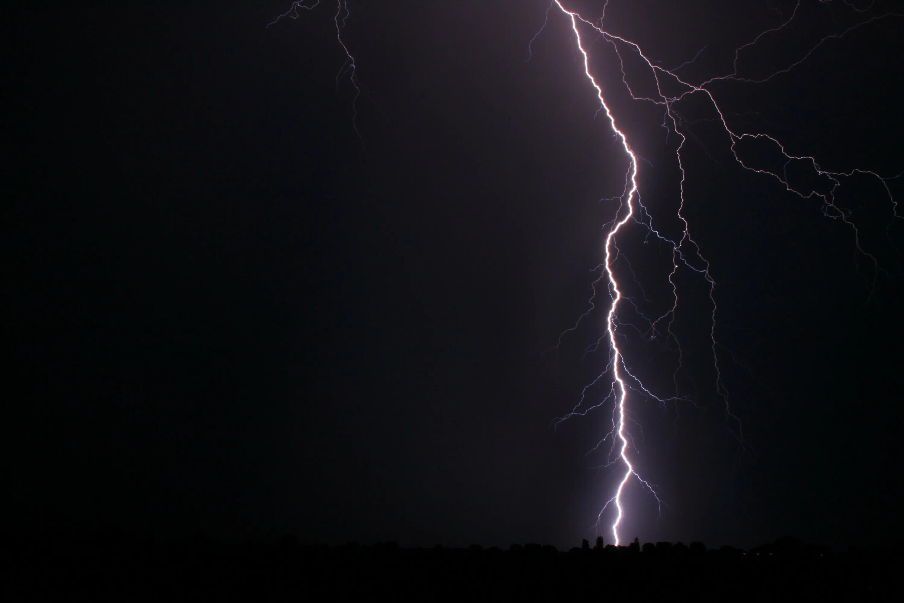 Виды грозы и молнии. Объемная молния. Поперечная молния. Гроза кататумбо. Разветвленная молния.