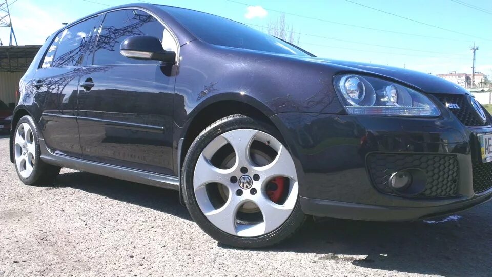 Гольф 5 1. Синий гольф 4 р 17. Vw golf 6 stance. Гольф 5 gti. Golf plus mk5.