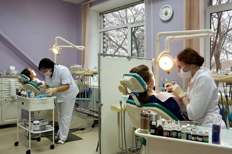 Детская поликлиника врач стоматолог. Стоматологическая поликлиника. Терапевтическое отделение стоматологии. Отделение детской стоматологии. Стоматология поликлиника.