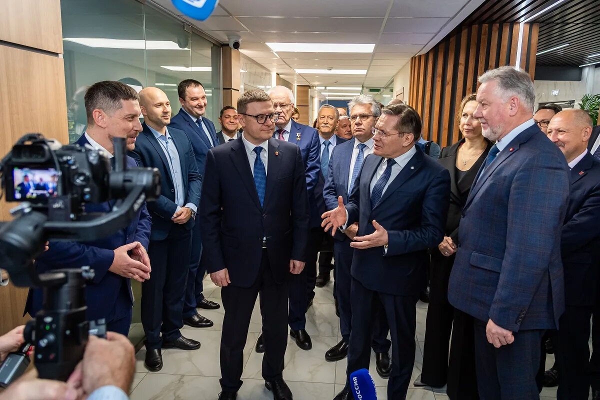 бизнес делегация. новое село вяземский район дк. законодательное собрание пензенской области официальный сайт. директор 1 завода вниитф снежинск. новый снежинск.