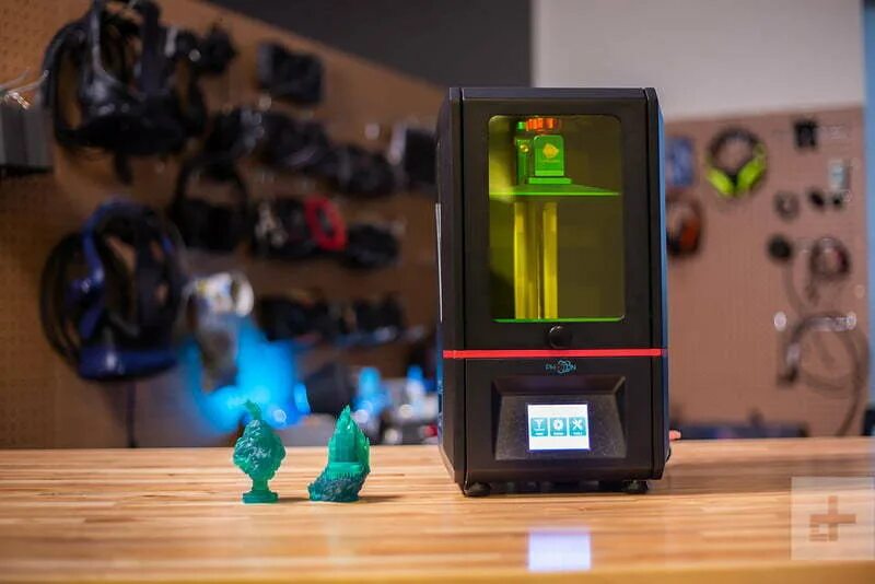 Anycubic photon прошивка. 3д принтер photon. anycubic photon. zav 3d принтер. 3d принтер и два монитора.