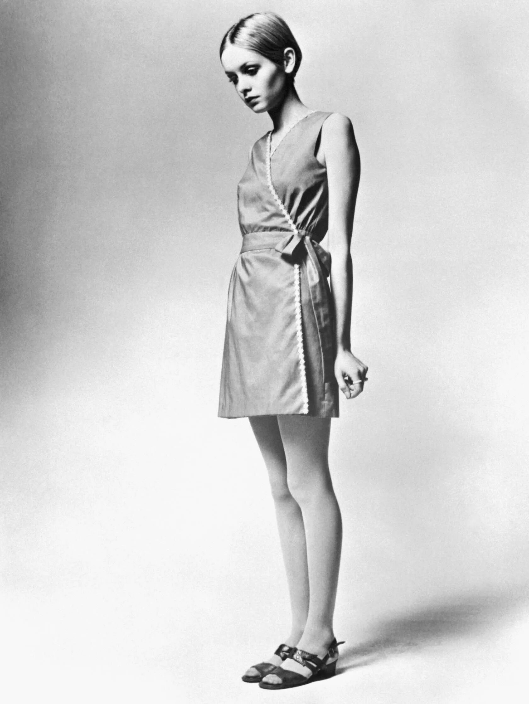 Модель лесли хорнби. Твигги 2021. Лесли лоусон твигги. Модели 1960 х. Jean shrimpton 1967.