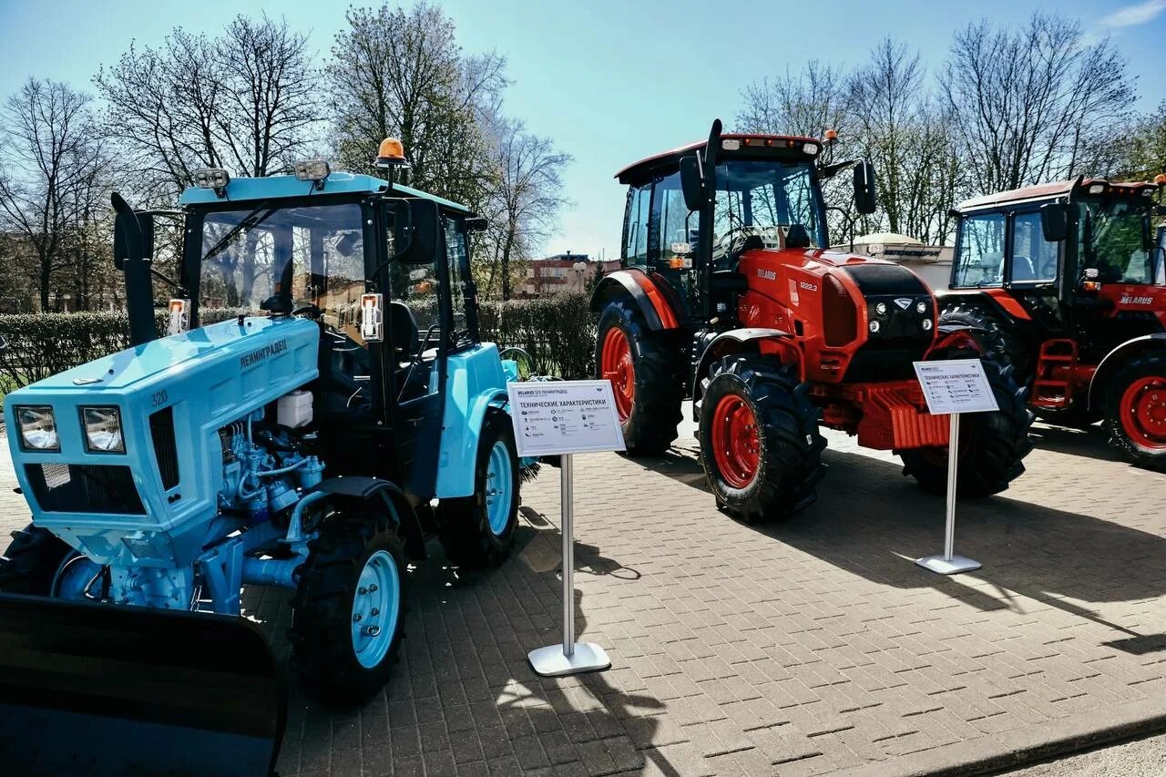 Беларус-3022дц. Спец трактор. Трактор мтз 510/512. Белорус трактор мтс 923. Трактор киоти 100лс новый стоимость.
