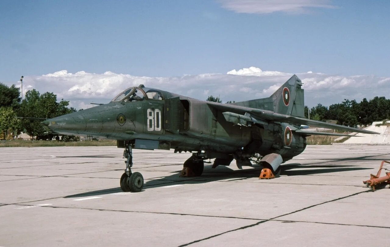 миг-23уб. Mig 23 бн. миг 23бн вооружение. миг 23 мл. б н 23.