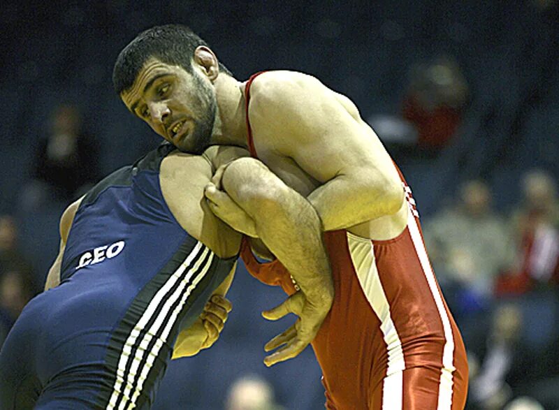 Гайдаров р б. Гайдаров гайдар зайрудинович. Гайдаров р б. Мурад гайдаров спортсмен. Нурмагомед гаджимагомедов герой россии.
