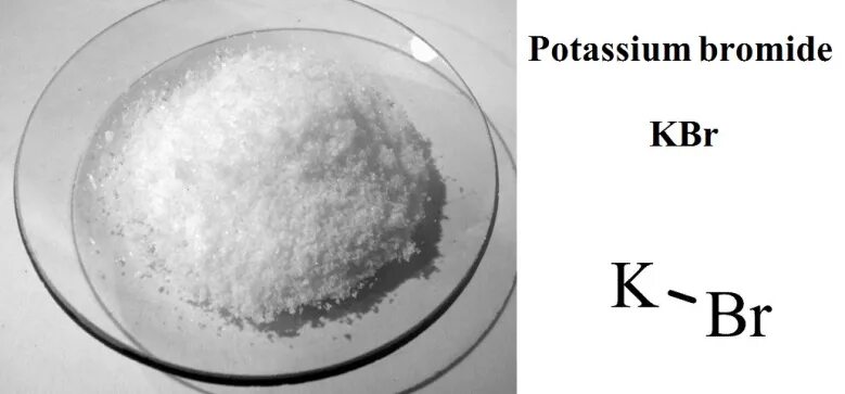 Раствор бромида калия 5. Натрия и калия бромиды. Калия бромид ШТАНГЛАС. Калия бромид порошок. Карбонат натрия 25 кг.