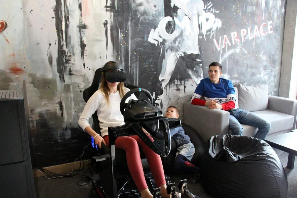 Виртуальная реальность в ультра уфа. Клуб нереальное место. Yes vr, нижний. Клуб виртуальной реальности уфа. Vr club hab уфа.