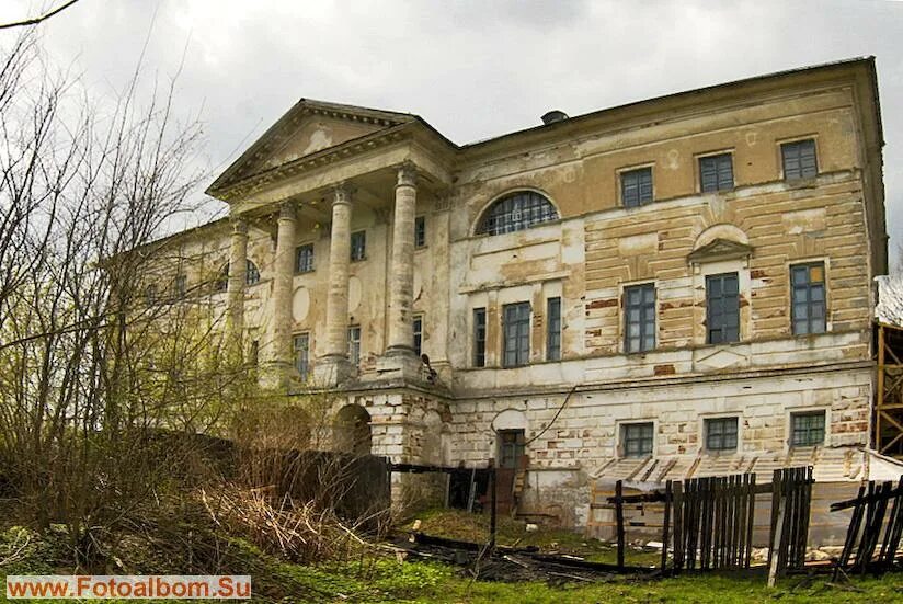 Продается старинная усадьба. Несколько усадьба. Щелыково. Несколько усадьба. Несколько усадьба.