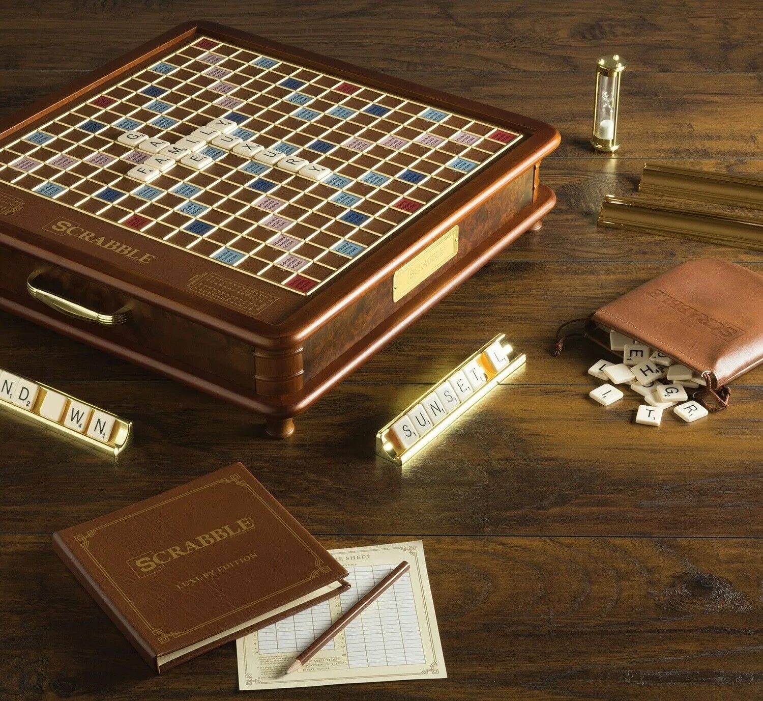 Классические настольные. Rotating board скрабл. современные настольные игры. настольная игра «классические». стол для настольных игр.