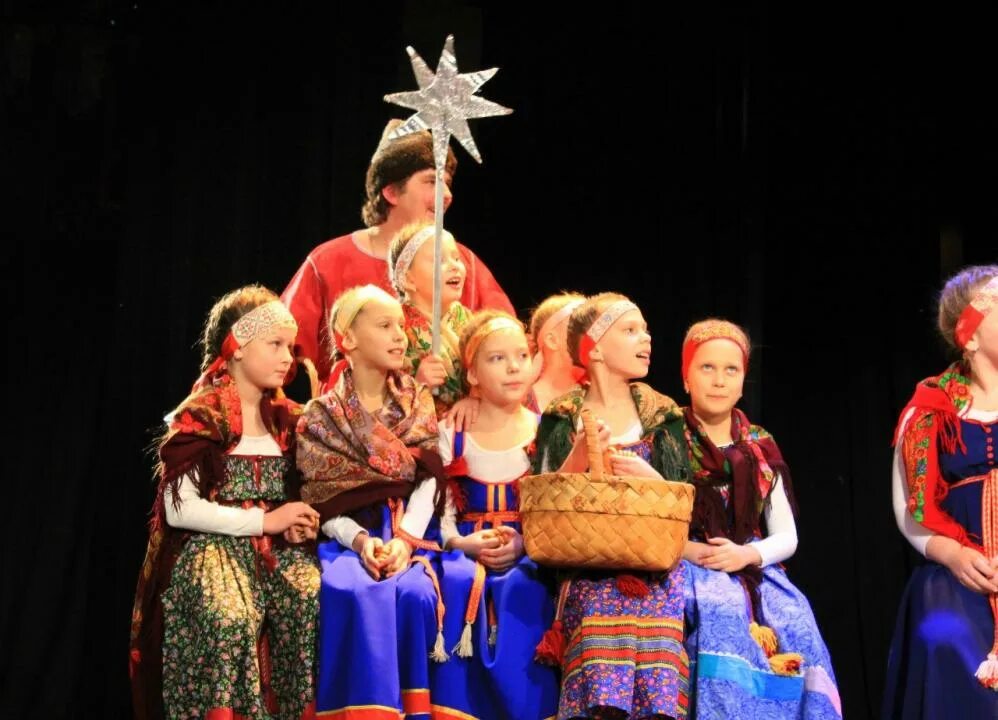 драм театр кудесы великий новгород. кудесы купалье. фольклорный театр кудесы великий. драм театр кудесы великий новгород. фольклорный театр кудесы великий новгород.