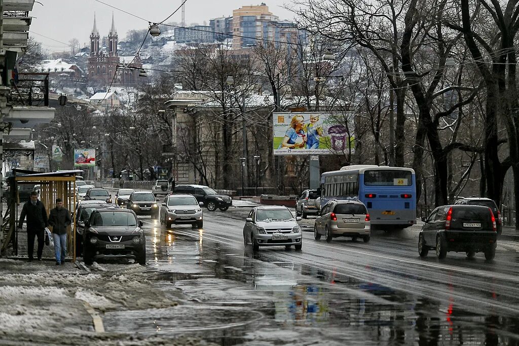 Погода во второй половине апреля. Владивосток в апреле. Владивосток в конце апреля. Снег во Владивостоке. Москва в середине апреля.