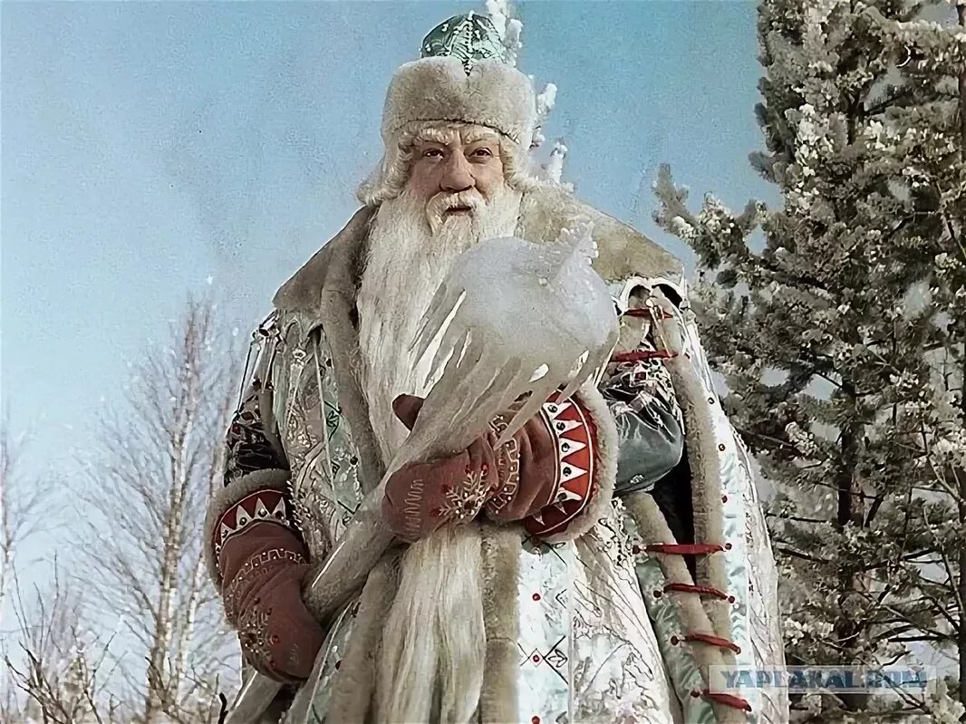 Новогодний персонаж которого русский обозвал бабой натальей. Новогодний персонаж которого русский обозвал бабой натальей