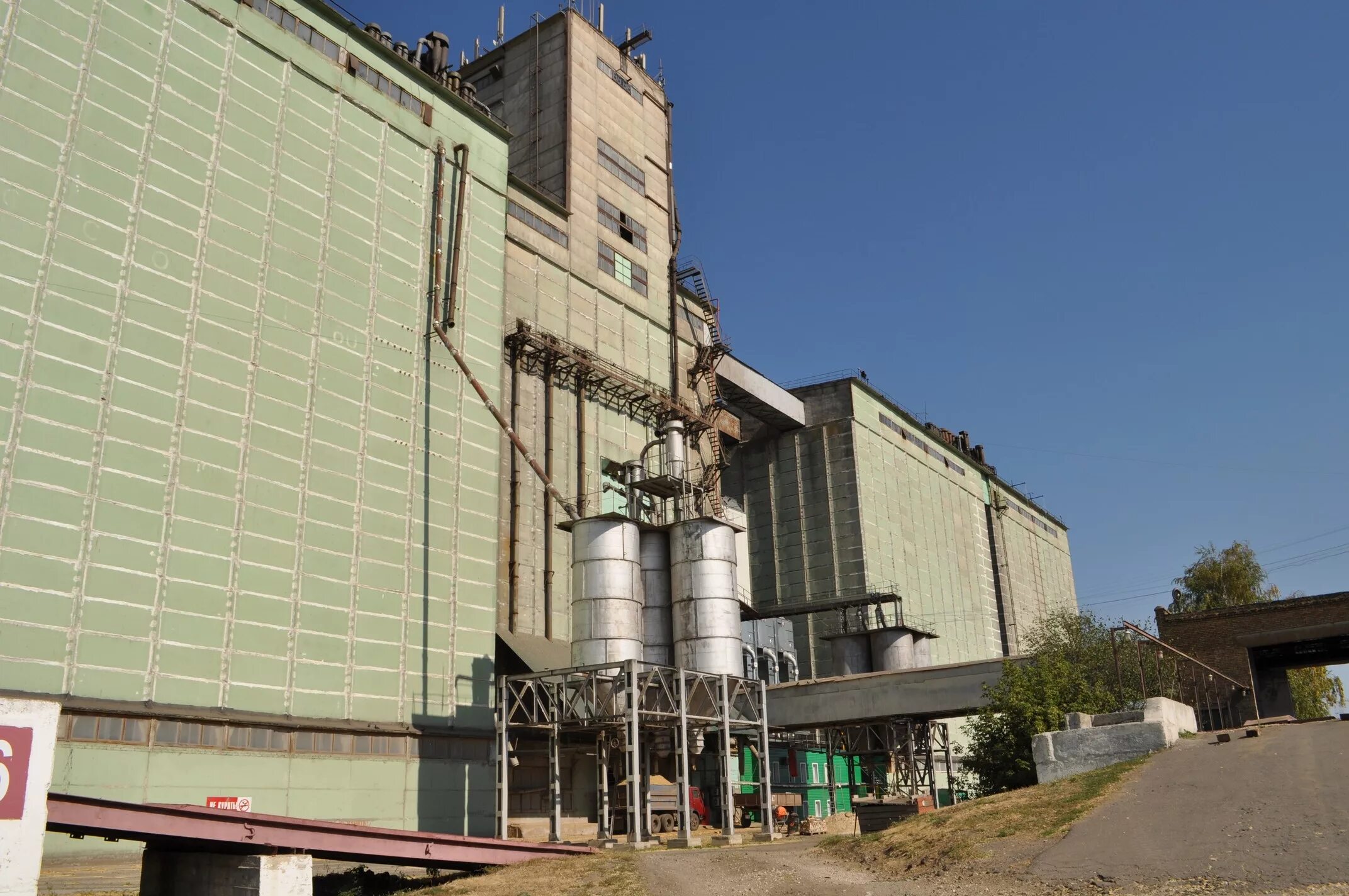 Качалинский комбикормовый завод волгоградская область. Тулиновский элеватор. Элеватор, оао алексеевка. Акционерное общество элеватор. Токаревка элеватор.