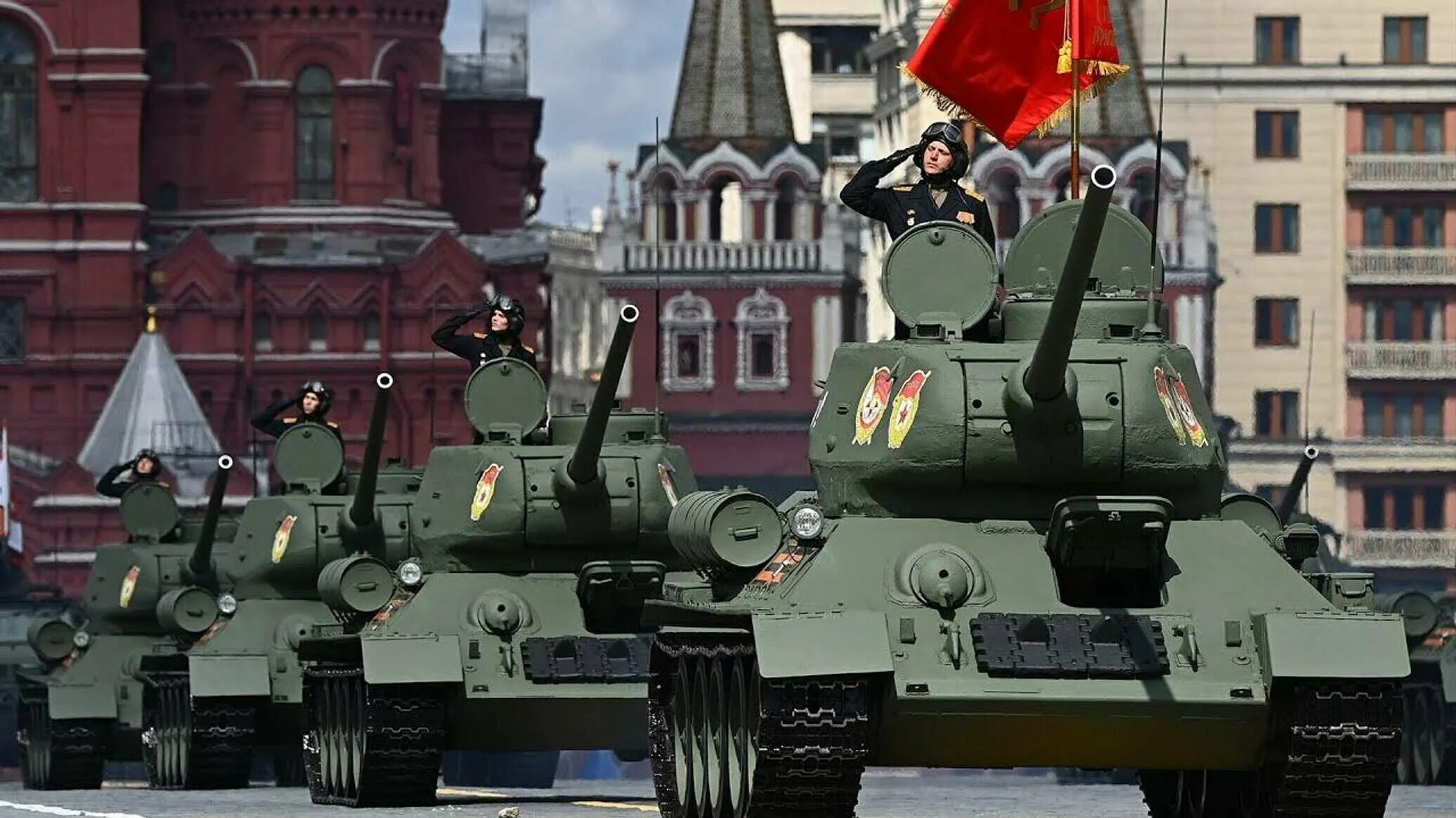 Где парад победы в москве. Парад 2021 на красной площади. Парад Победы на красной площади в Москве 2021. Парад на красной площади 9 мая 2021. 9 Мая площадь.