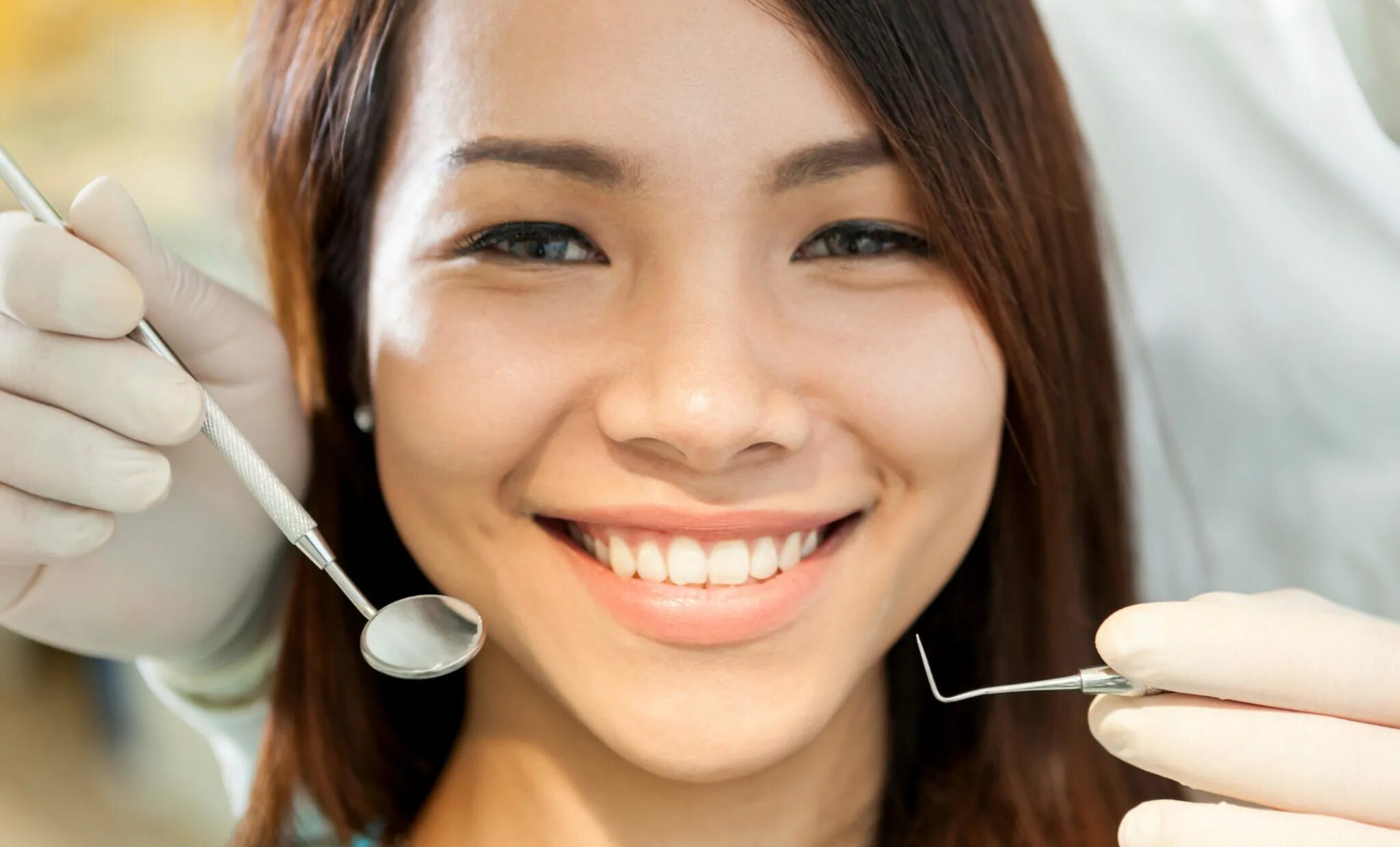 Санация полости рта это. Азиатские зубы. Зубы азиатов. Стоматология азиаты.
