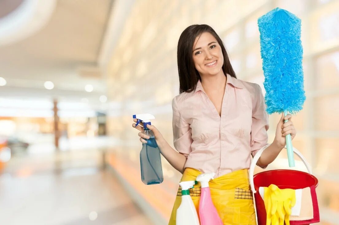 Woman cleaning. Уборщица. Клининг девушка. Девушка уборка. Девушка уборщица.