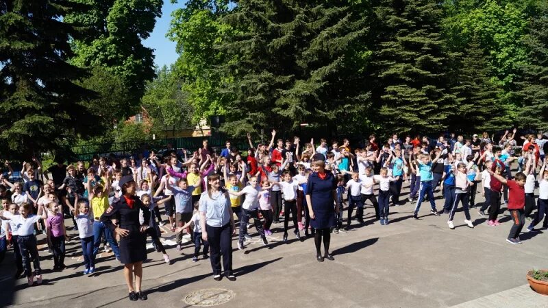 Г Озеры Московская область. Город Озеры техникум. Озеры центр города. Городской округ озёры. День города в озерах