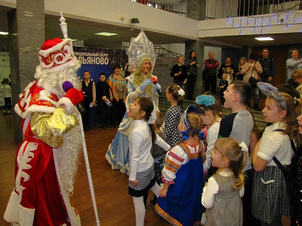 новогодние представления в гольяново. новогодняя елка томск цирк. елка в цирке. гольяново новогодние праздники. елка в гольяново.