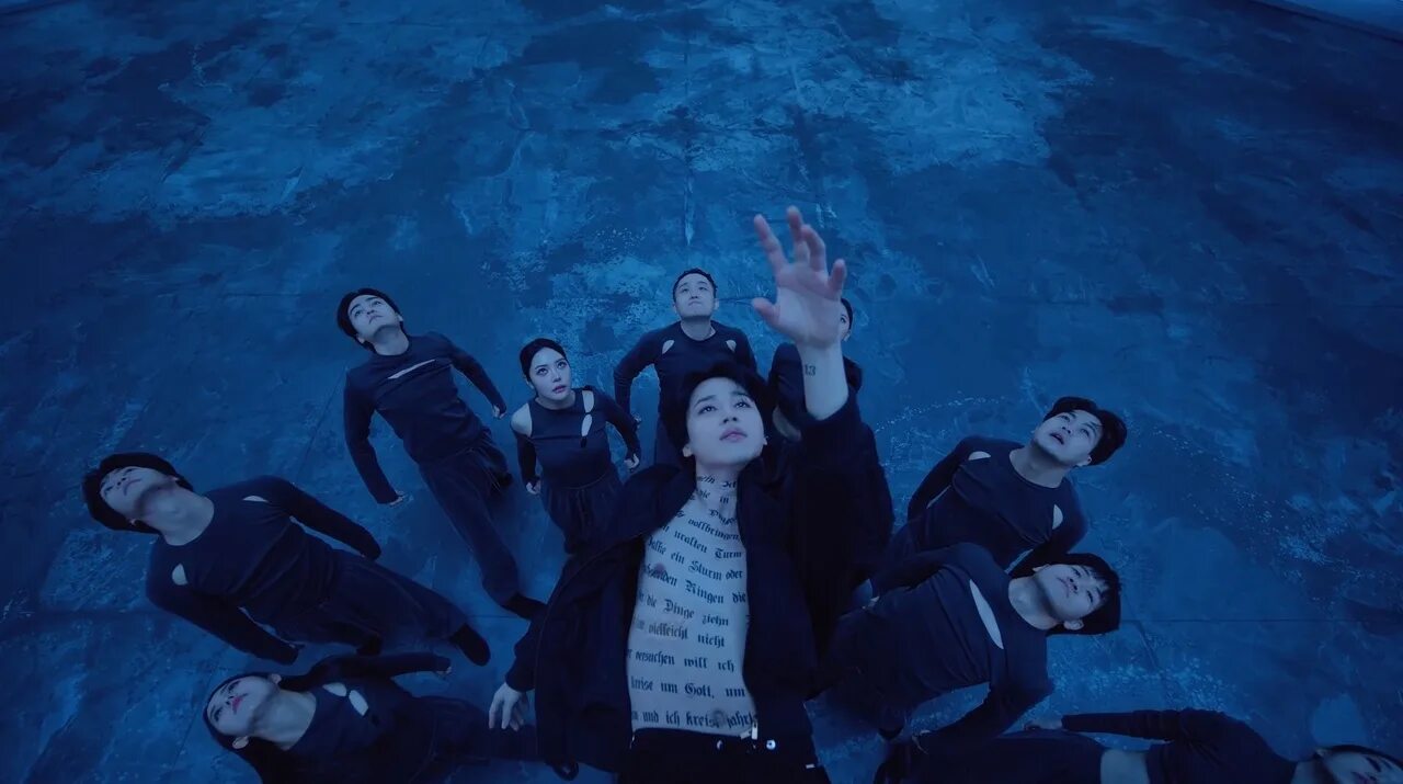 Чимин бтс black swan. Бтс summer package 2017. Bts 2020 on чимин. Чимин на гавайях. Последняя песня чимина.