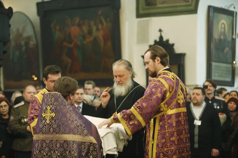 храм воскресения в сокольниках расписание