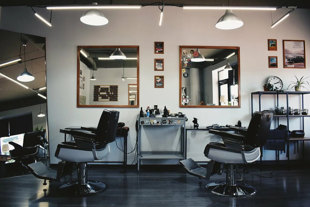 парикмахерская новочеркасск. Top gun барбершоп райкин плаза. мужская парикмахерская морж. барбершоп мытищи борисовка 4. морж барбершоп новочеркасская.