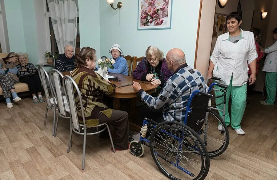 Дом для пожилых «Золотая осень» Пенино. Пансионат Радуга Урала для престарелых в Солнечном. Назаралиев пансионат. Интернат на Кантемировской. Как оформить в дом престарелых золотая осень