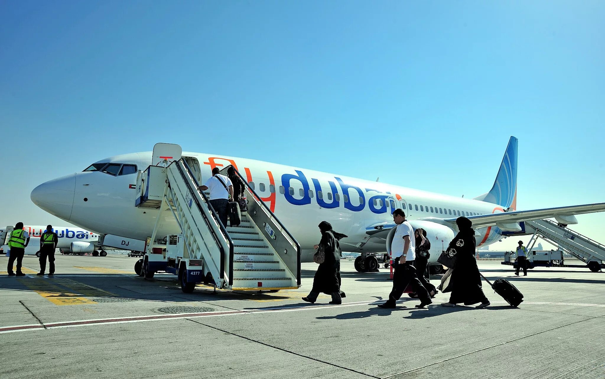 Fly dubai рейс. Флай Дубай самолеты. Самолеты авиакомпании Флай Дубай. Рейс Флай Дубай самолет. Flydubai самолет до Дубай.