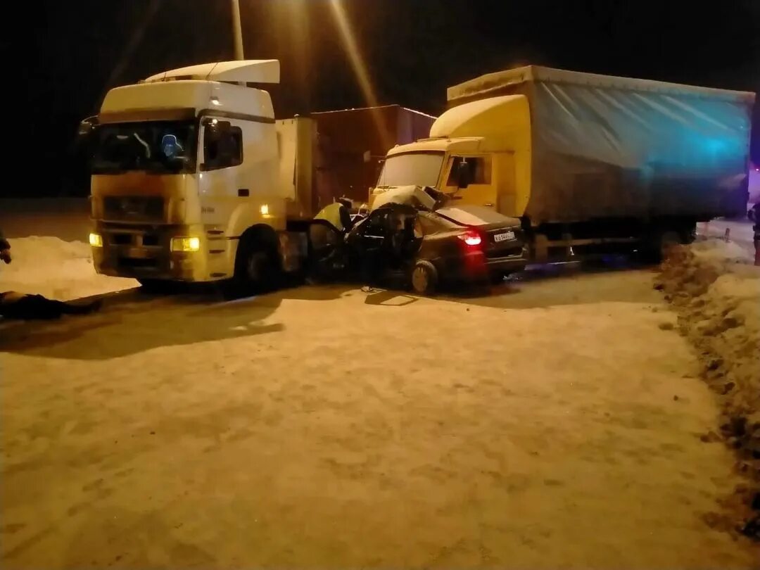 Дтп в чувашии на трассе м7 цивильск. Массовое дтп в чувашии вчера. Дтп трасса м7 чувашия. Дтп в чувашии сегодня на трассе м 7. Дтп на трассе м7 сегодня.