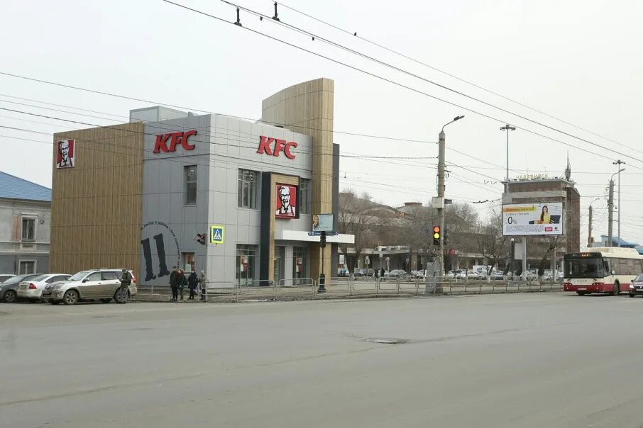 жд вокзал kfc. кфс внутри касса. кфс вокзал москва. жд вокзал kfc. Kfc савёловский вокзал.