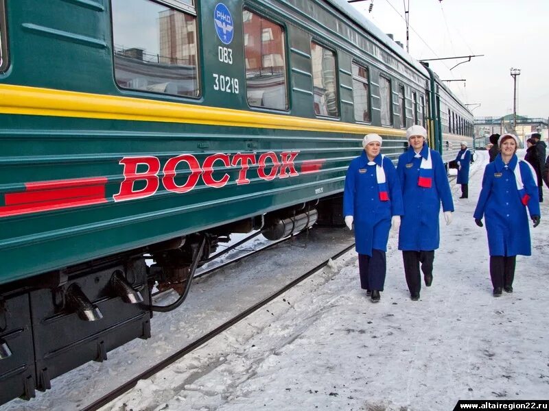 Поезд восточного направления. Восток поезд Бийск Барнаул Пригородный ?. Поезд Восток Бийск Барнаул. Поезд Калина красная Барнаул Бийск. Восток Барнаул Бийск.