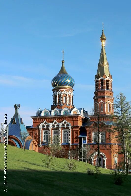 Серафим саровский храм ижевск. Церкви ижевска работают. Собор архангела михаила ижевск. Собор святого архистратига михаила, г. Храм святой троицы ижевск.