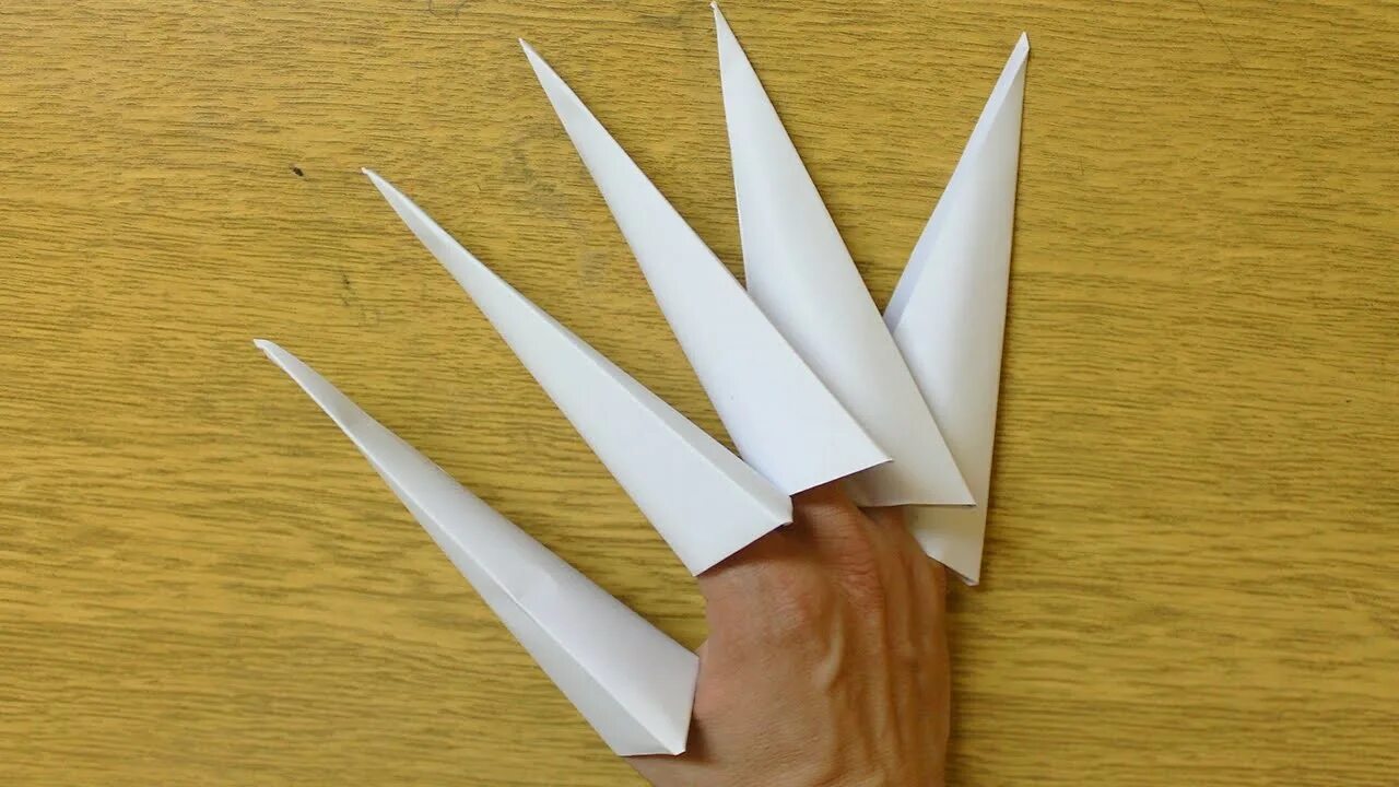 Коготь из бумаги видео. Когти из бумаги. Оригами когти. Когти из бумаги оригами. Туториал на бумажные когти.