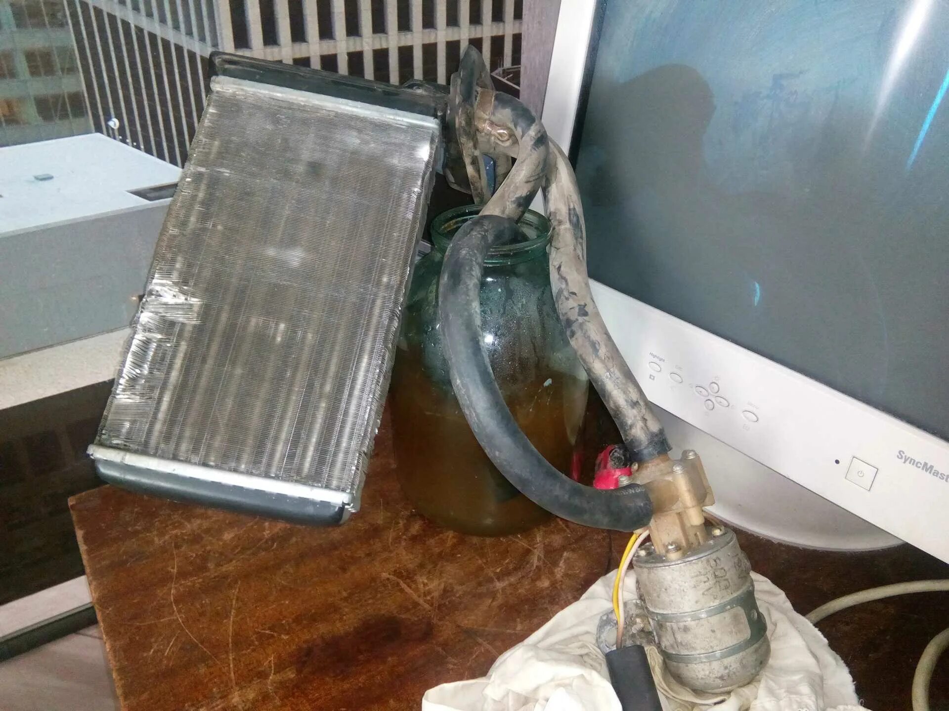 Радиатор отопителя 2106. Промывка системы охлаждения ваз 2109. Система промывки радиатора печки. Радиатор печки ваз внутри. Радиатор печки запорожец.