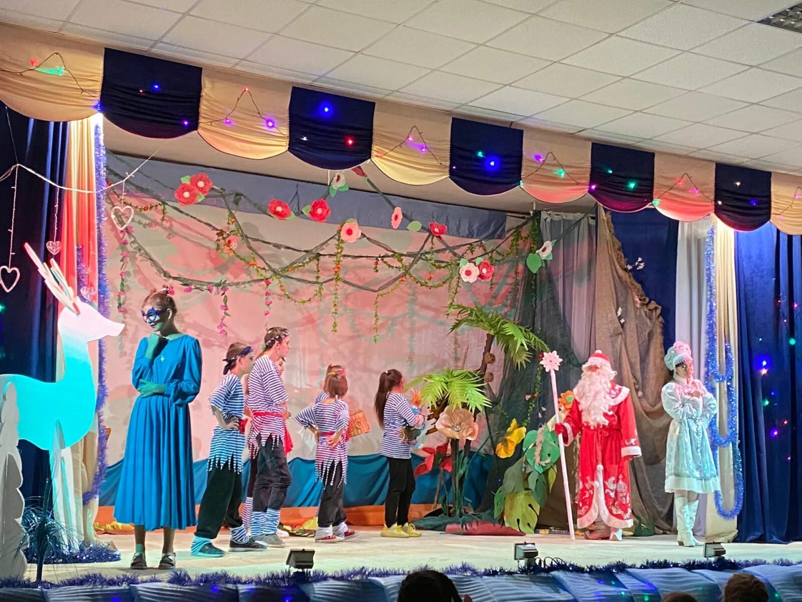 Городской центр народного творчества сокол белгород. Афиша мероприятий на мар. Дк сокольский сокол вологодская. Кинотеатр сокол белгород ссср. Дк сокол липецк официальный сайт.