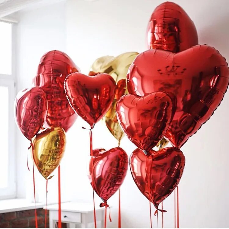 Сердце в виде шаров. Шары на день влюбленных. Воздушные шары сердце. Фольгированные шары сердца. Воздушные шары сердце красное.
