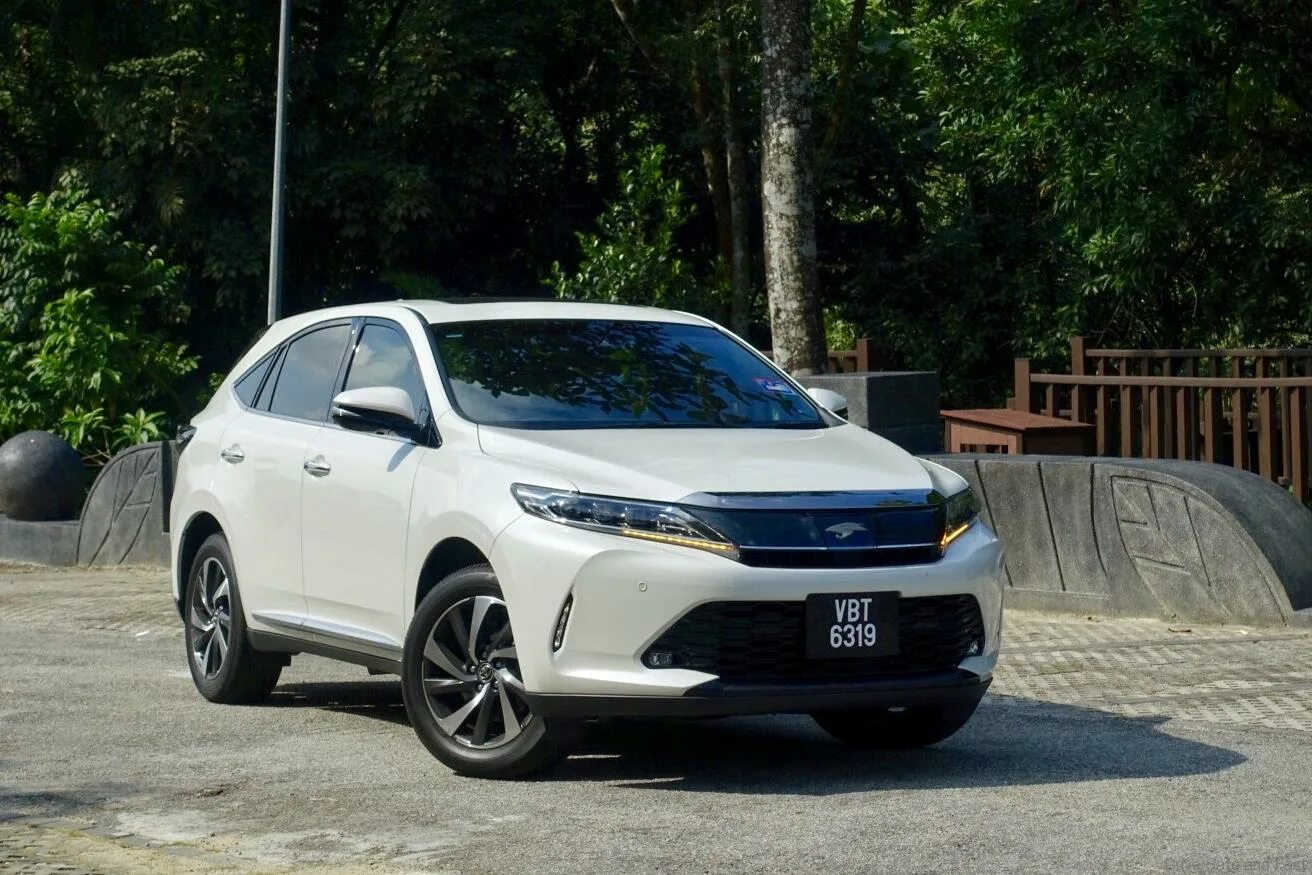 Хариер тойота харриер. 0 turbo. Харриер asu60 trd. Toyota harrier turbo индонезия. Тойота харриер 2017.