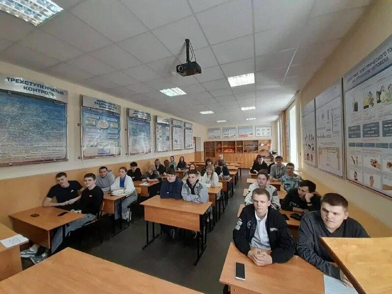 уртатис космонавтов 14. уральский техникум автомобильного транспорта. техникум автомобильного транспорта и сервиса. техникум автомобильного транспорта и сервиса. уральский техникум автомобильного транспорта.