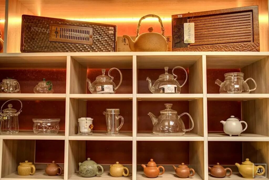 Вывеска чай. Чайный магазин в сочи. Музей чая в санкт-петербурге. Art of tea магазин. Art of tea чайный магазин.