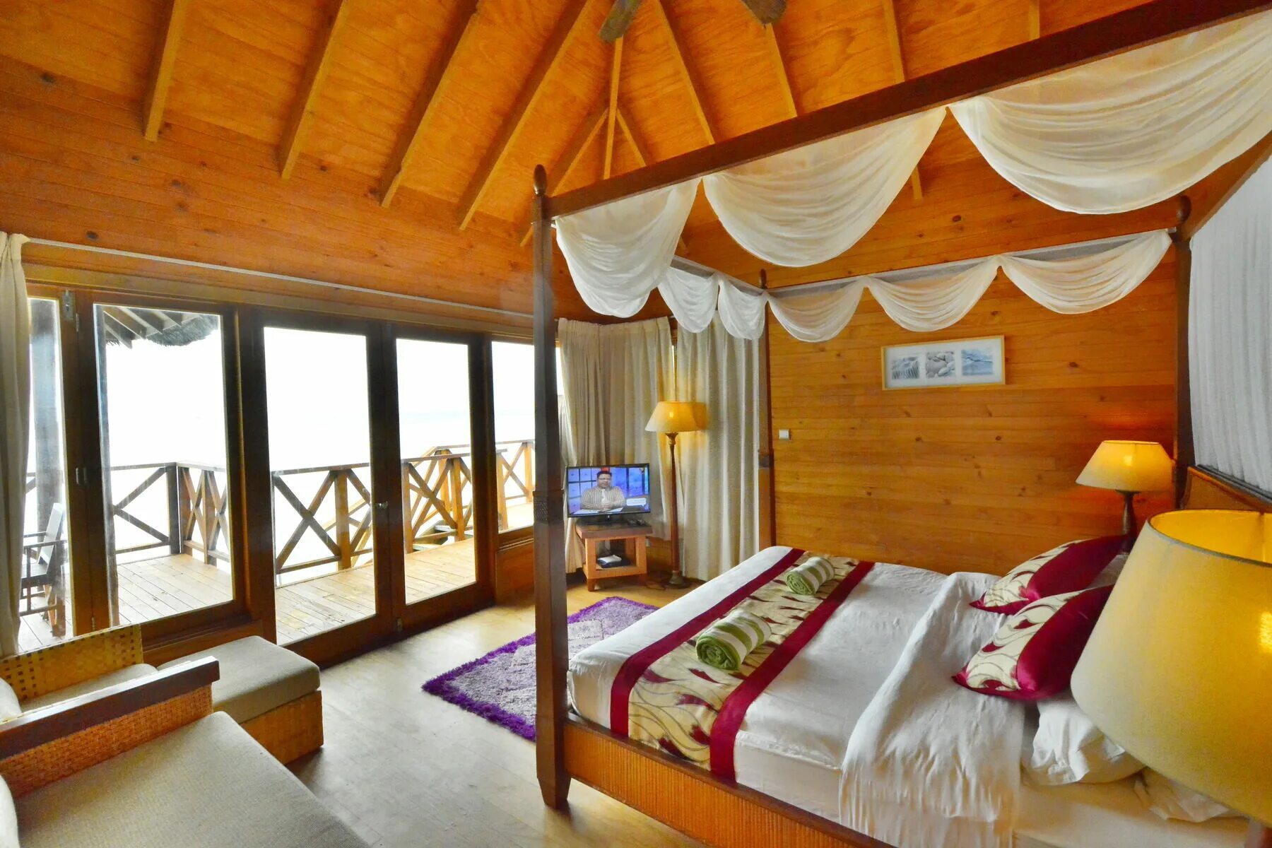 Fihalhohi Island Resort остров. Отель на Мальдивах Fihalhohi. Fihalhohi 4*. Fihalhohi Island Resort 3 Мальдивы. Island resort 3