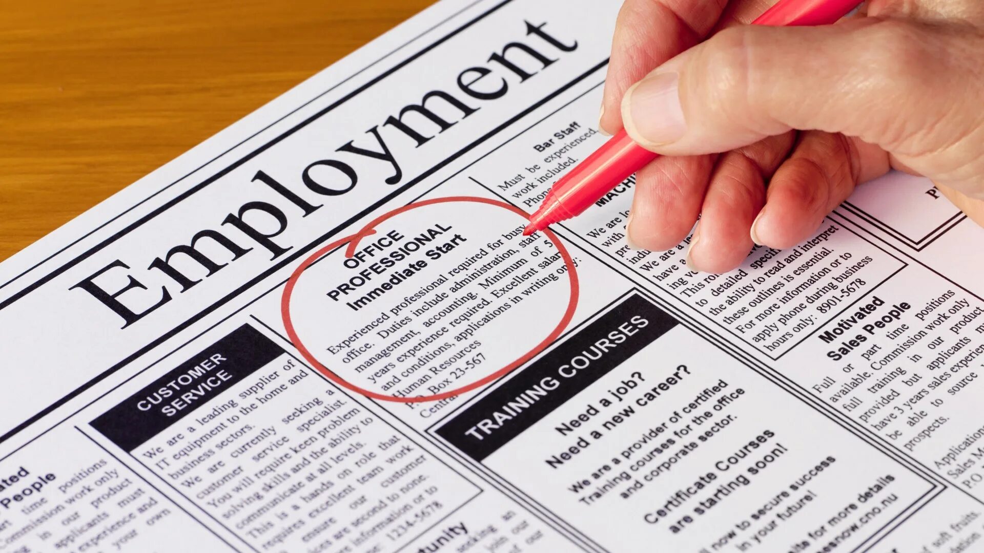 Job paper. Безработица картинки. Поиск работы на английском языке. Безработица на английском. Поиск работы картинки.